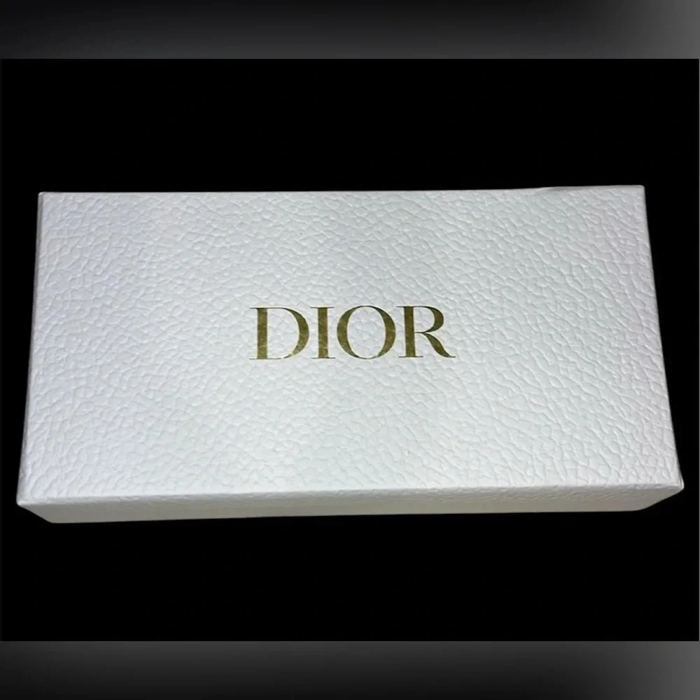 Dior Bundle With DIOR Passport, & #1 Red Lipstick, Matching 💄! Limited Edition!